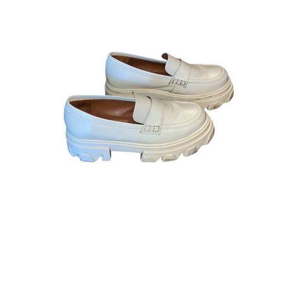 Alohas Loafers Cream/White Size 40 US 9 - Picture 1 of 7